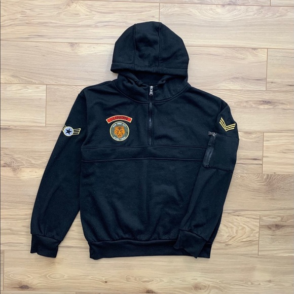 Other - ◼️NY Flying Tiger Crest 1/4 Zip Hoodie (L)
